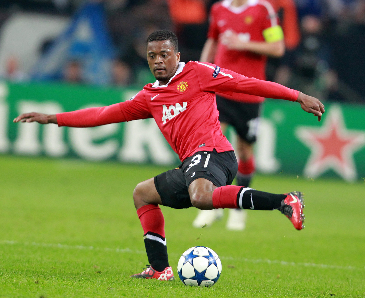 持其领军地 持其领军地